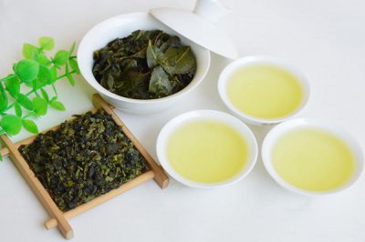 ​乌龙茶一天喝多少合适 乌龙茶可以去湿气吗
