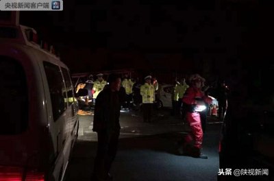 突发!兰海高速公路兰州南收费站发生交通事故 多人死伤